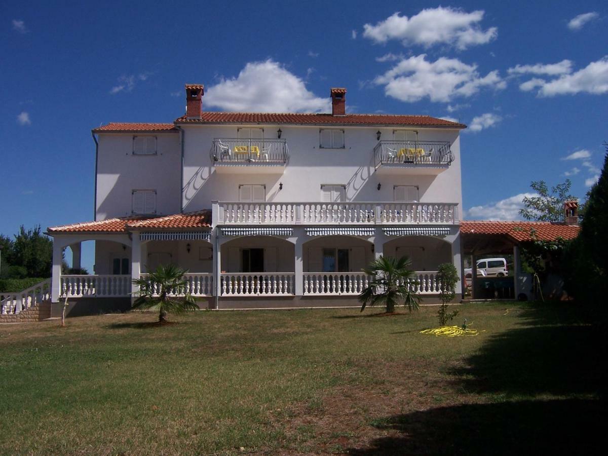 Apartment Coskovic Rosini Buitenkant foto