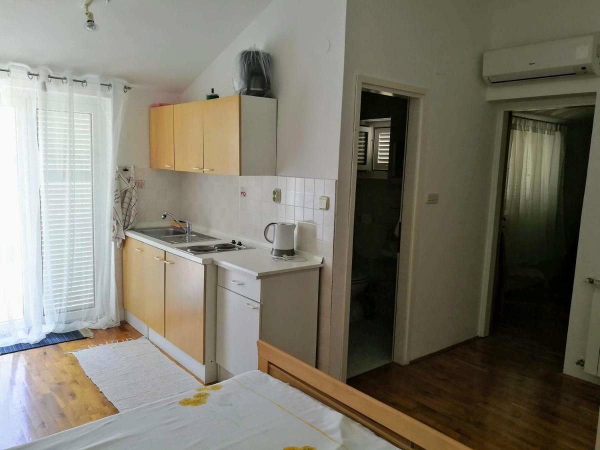 Apartment Coskovic Rosini Buitenkant foto
