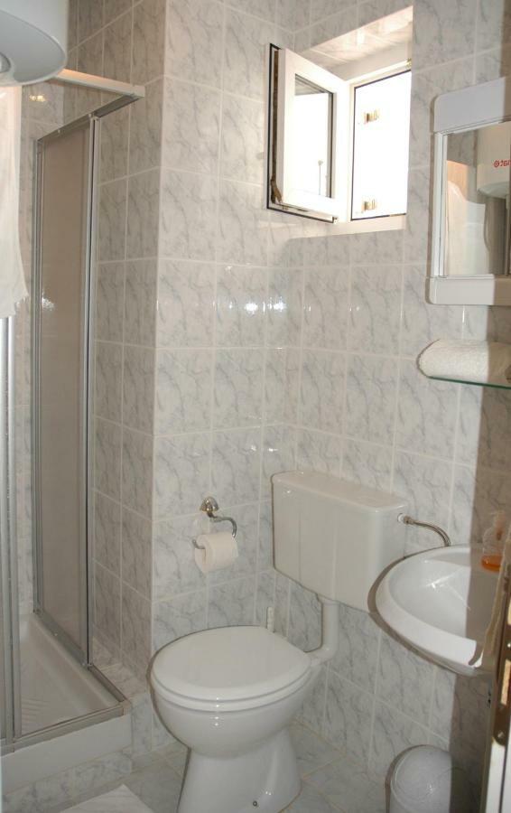 Apartment Coskovic Rosini Buitenkant foto